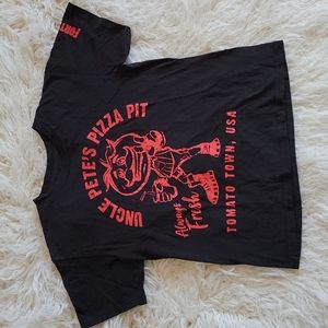 FORTNITE Crew Neck Uncle Pete's Pizza Pit Tomato Town, USA Graphic Tee
